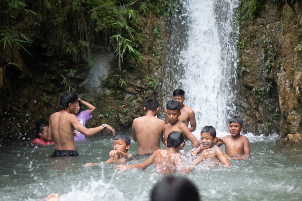 Shikhar Falls