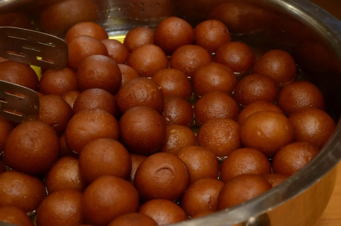 Famous Sweet Shops in Jaipur