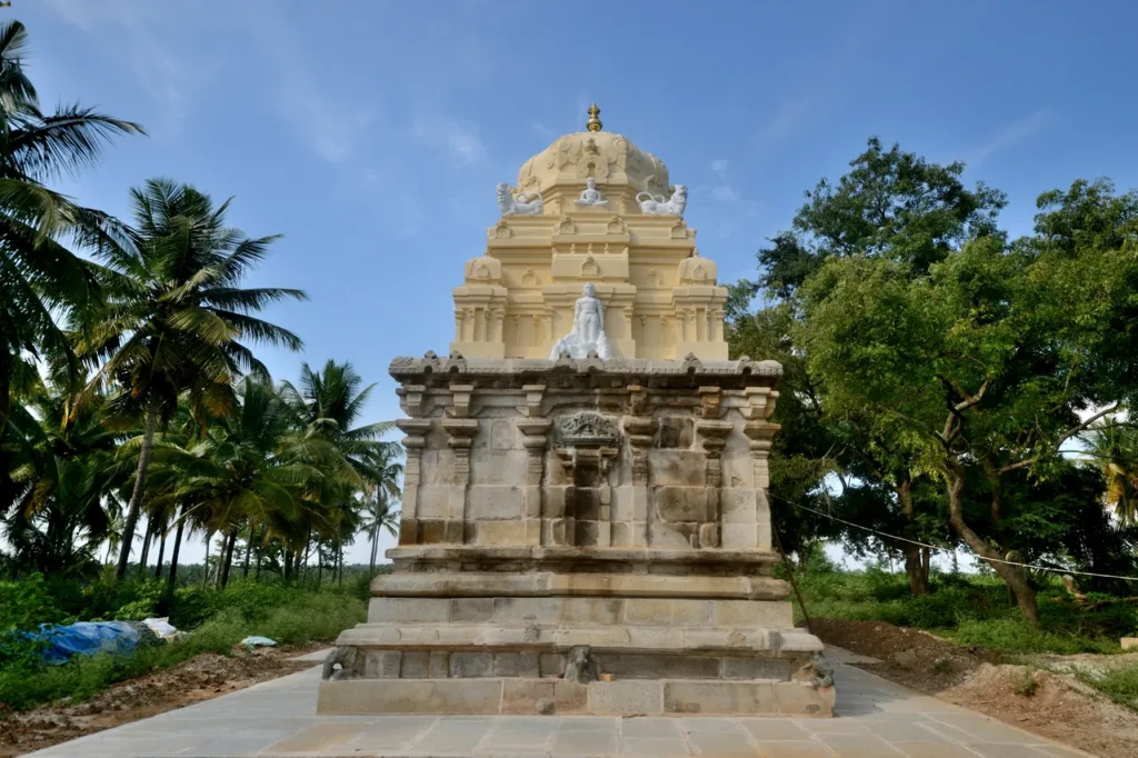 Parshavanath Digambar Jain Mandir