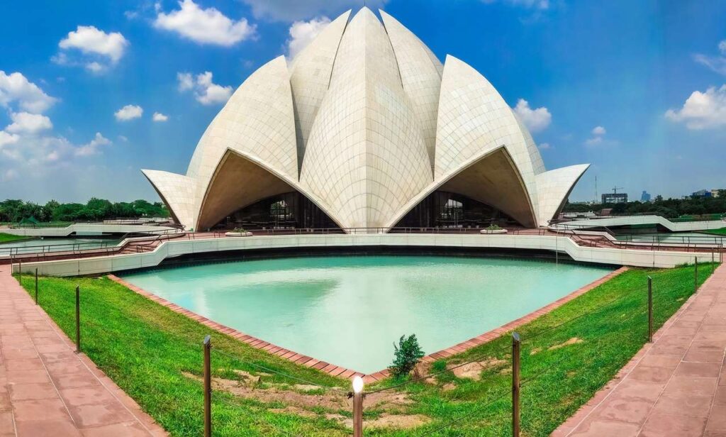 Overview of Lotus Temple